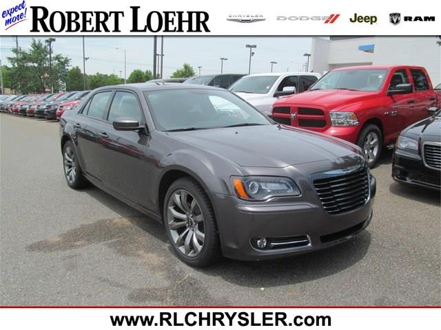 2014 Chrysler 300 SLT Club-cab