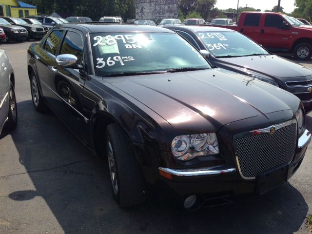 2005 Chrysler 300C Regular Cab