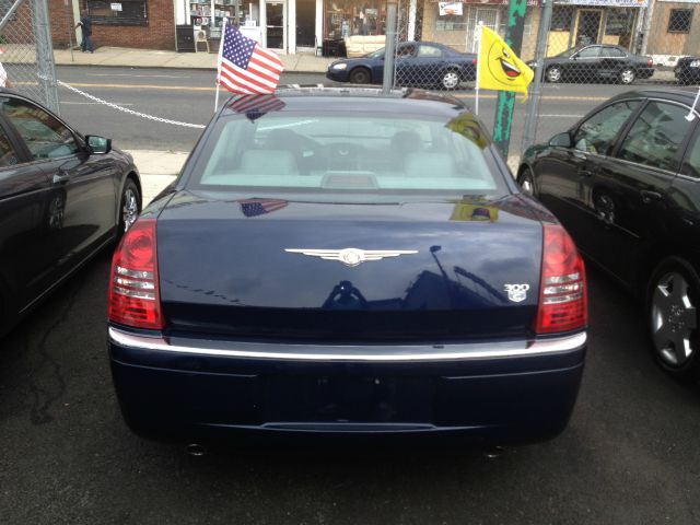 2005 Chrysler 300C C320w