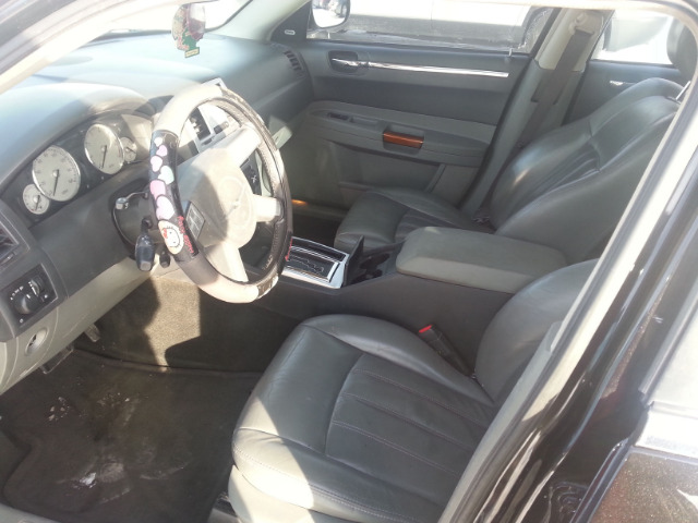 2005 Chrysler 300C Regular Cab
