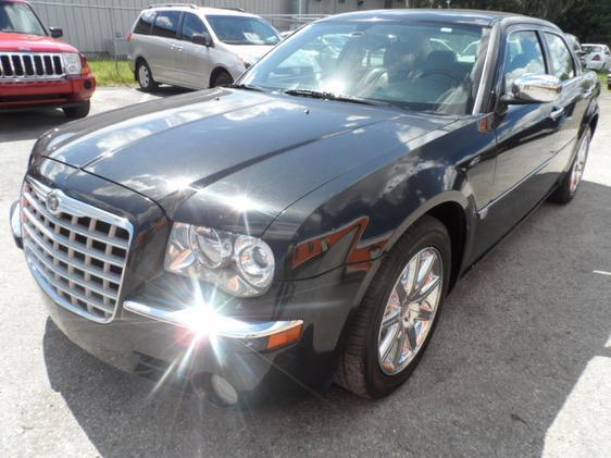2005 Chrysler 300C Regular Cab