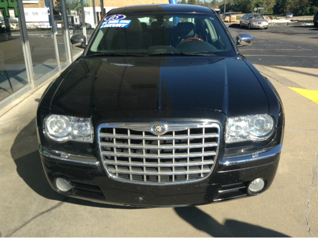 2005 Chrysler 300C EX - DUAL Power Doors