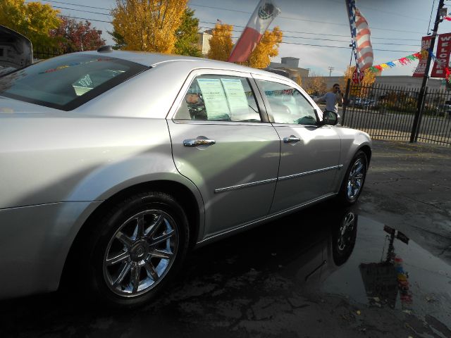 2005 Chrysler 300C C240 4dr Sdn 2.6L Sedan