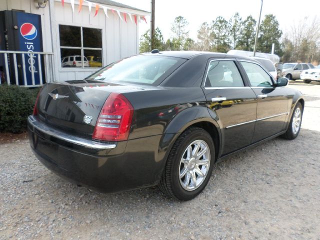 2005 Chrysler 300C Regular Cab