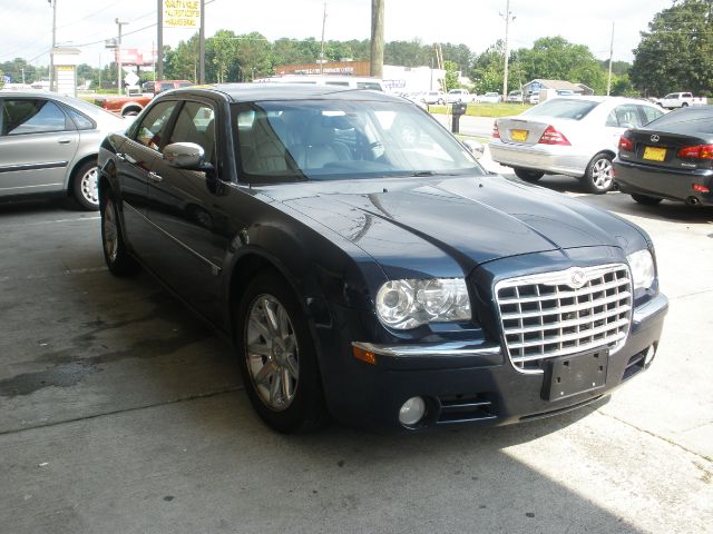 2005 Chrysler 300C Regular Cab