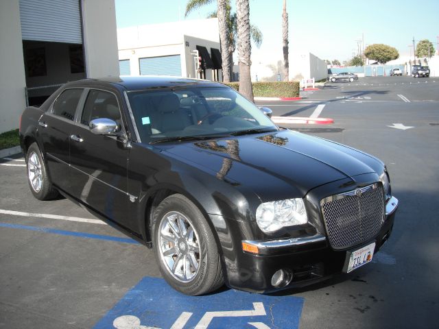 2005 Chrysler 300C Regular Cab