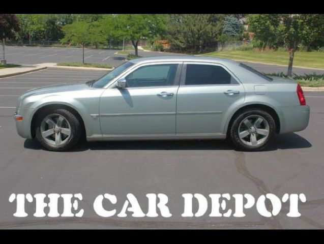 2005 Chrysler 300C Regular Cab
