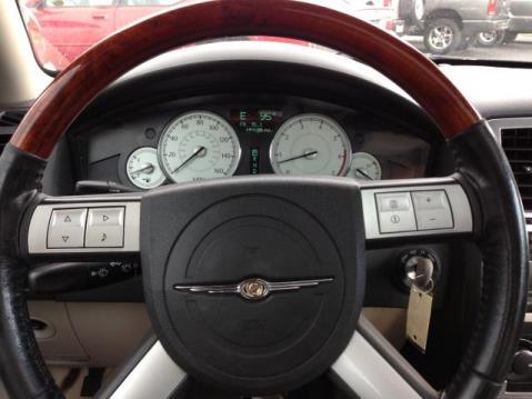 2005 Chrysler 300C Unknown