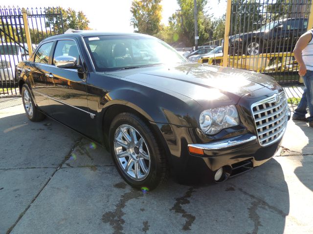 2005 Chrysler 300C Regular Cab
