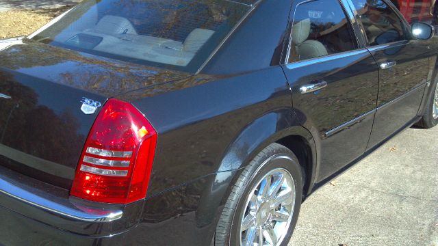 2005 Chrysler 300C Regular Cab