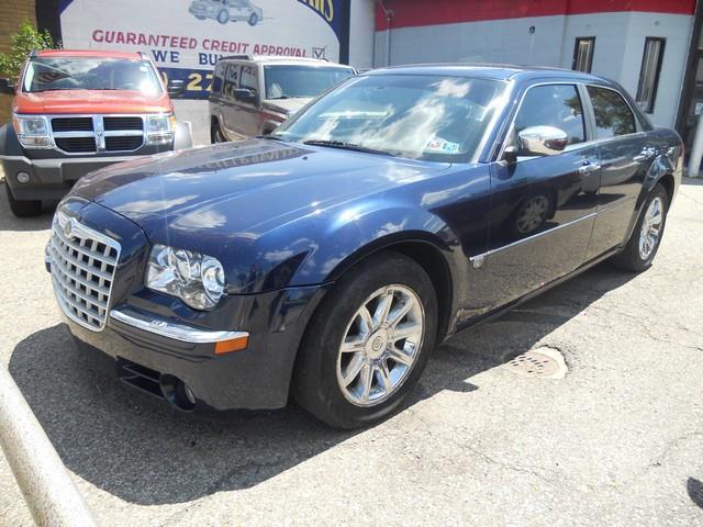 2005 Chrysler 300C Regular Cab