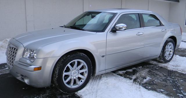 2005 Chrysler 300C 4x4 XLT