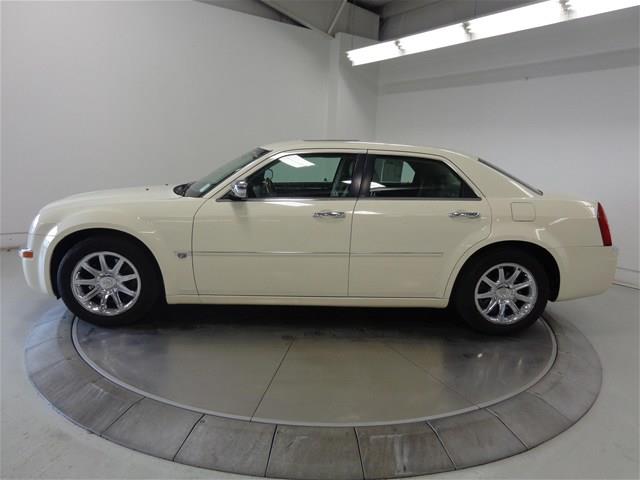 2005 Chrysler 300C C240 4dr Sdn 2.6L Sedan