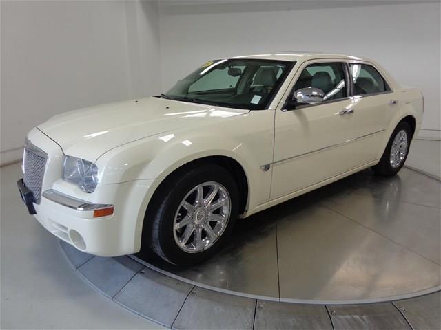 2005 Chrysler 300C C240 4dr Sdn 2.6L Sedan