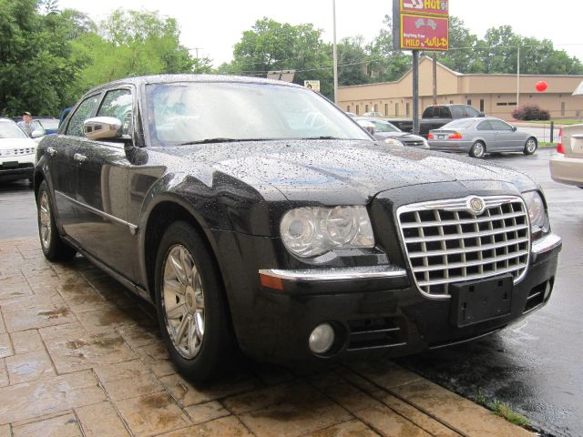 2006 Chrysler 300C Unknown