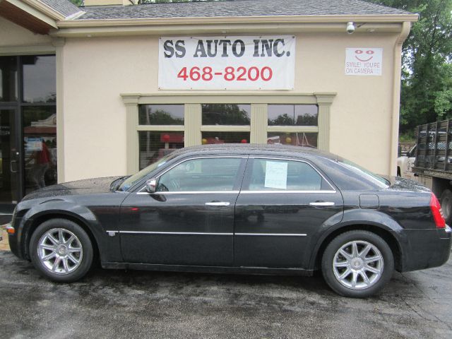 2006 Chrysler 300C Unknown