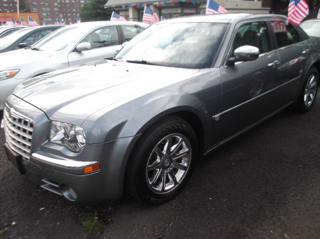 2006 Chrysler 300C Regular Cab