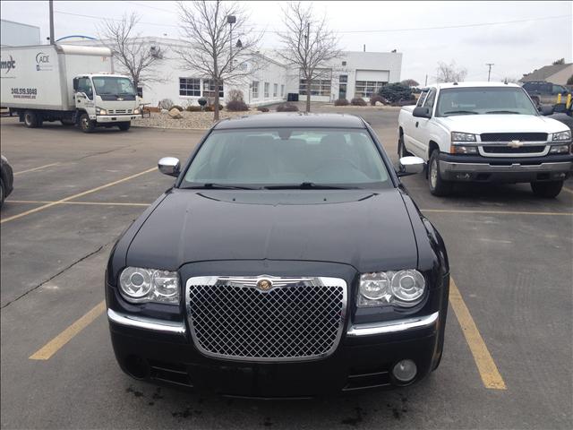 2006 Chrysler 300C Unknown