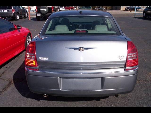 2006 Chrysler 300C Regular Cab