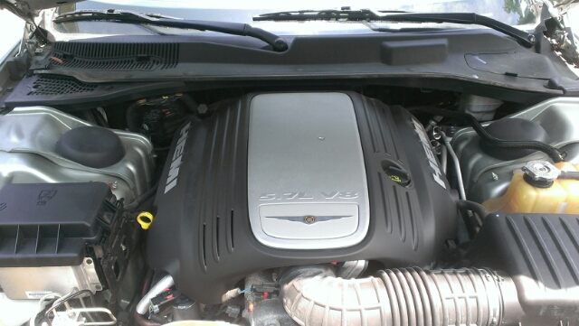 2006 Chrysler 300C Base