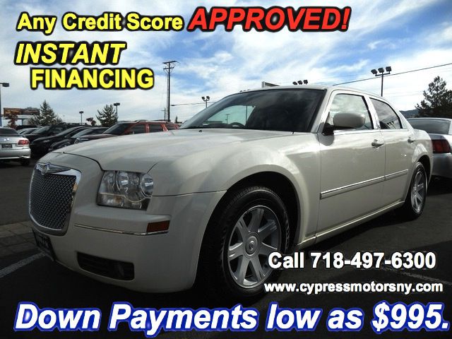 2006 Chrysler 300C 2dr Cpe GLS TDI Auto Hatchback