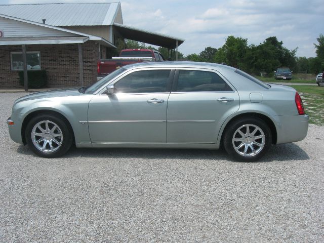 2006 Chrysler 300C Regular Cab