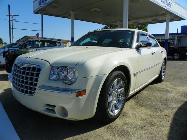 2006 Chrysler 300C Regular Cab