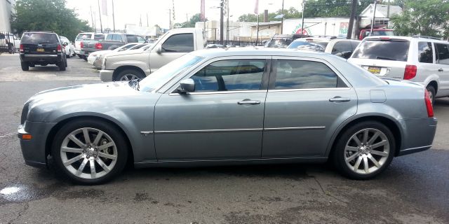 2006 Chrysler 300C GT LOW Miles