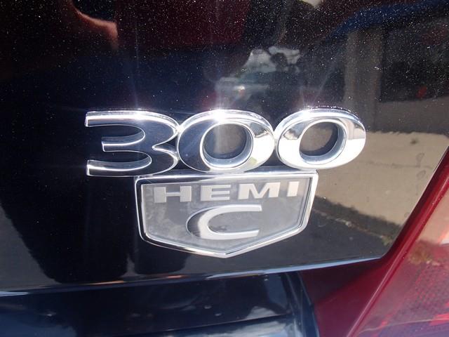 2006 Chrysler 300C Regular Cab