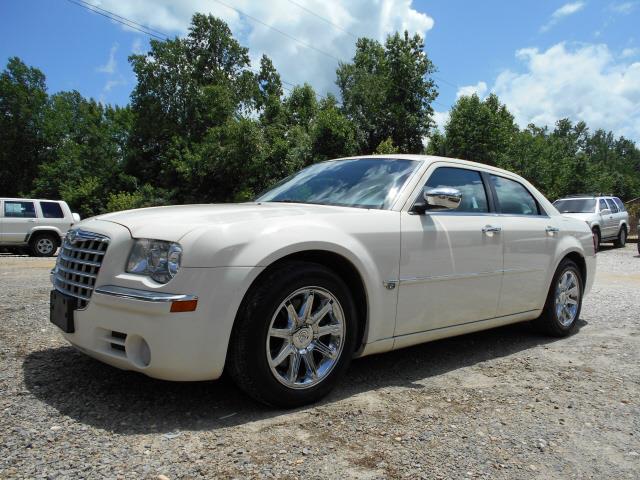 2006 Chrysler 300C Regular Cab