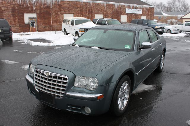 2006 Chrysler 300C Regular Cab