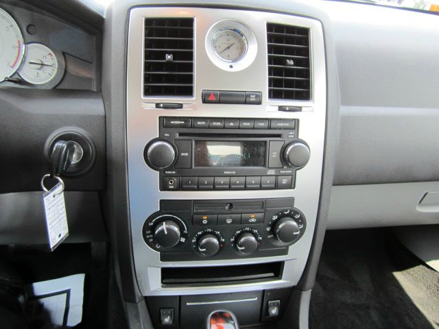 2006 Chrysler 300C Regular Cab