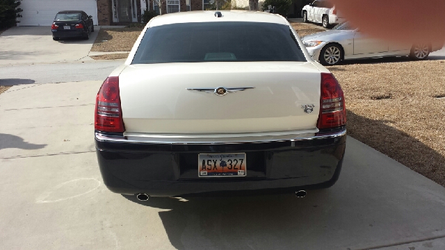 2006 Chrysler 300C 4x4 XLT