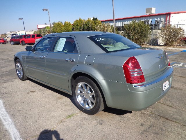 2006 Chrysler 300C Regular Cab