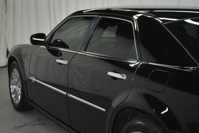 2006 Chrysler 300C Regular Cab