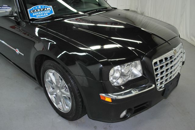 2006 Chrysler 300C Regular Cab