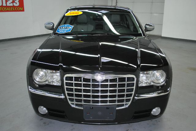 2006 Chrysler 300C Regular Cab