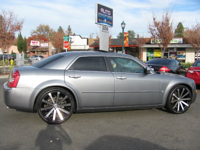 2006 Chrysler 300C Regular Cab
