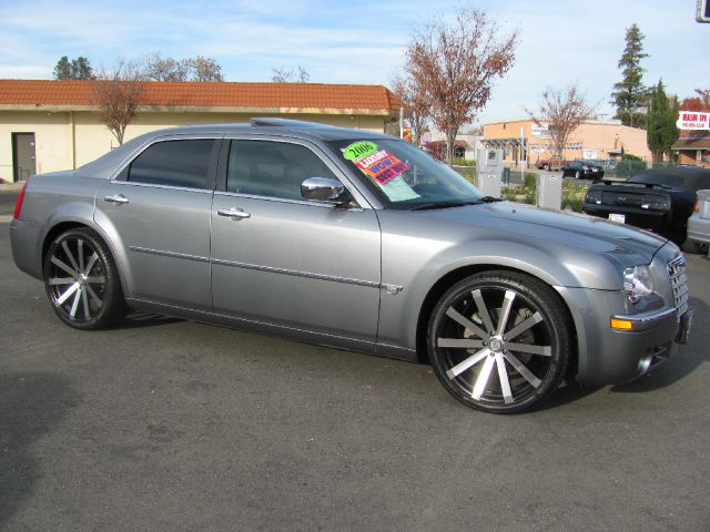 2006 Chrysler 300C Regular Cab