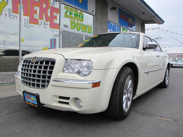 2006 Chrysler 300C Regular Cab