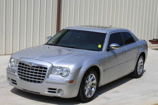 2006 Chrysler 300C Regular Cab
