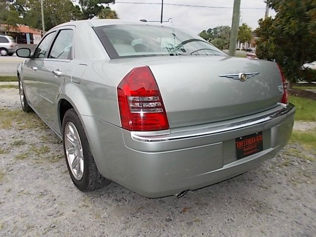 2006 Chrysler 300C Regular Cab