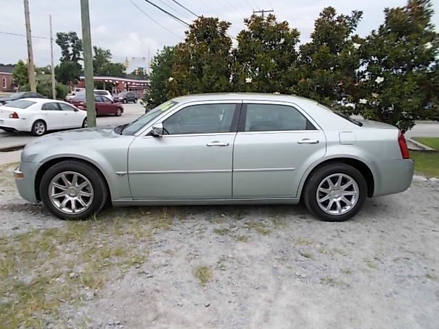2006 Chrysler 300C Regular Cab