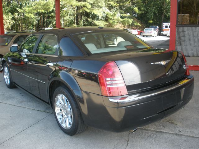 2006 Chrysler 300C Regular Cab