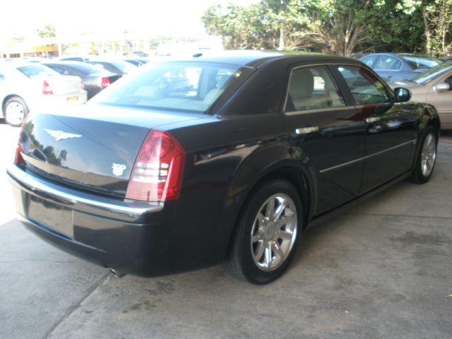2006 Chrysler 300C Regular Cab
