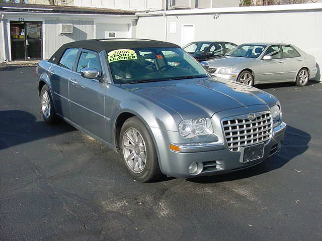 2006 Chrysler 300C Regular Cab