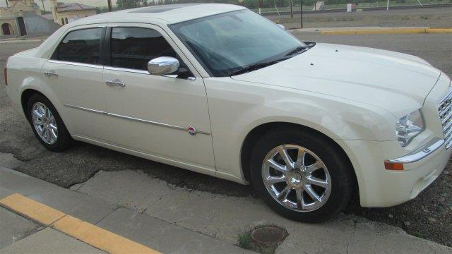 2006 Chrysler 300C Regular Cab