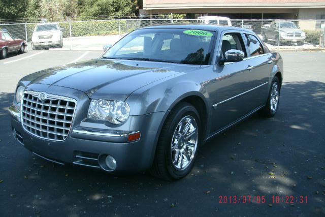 2006 Chrysler 300C Regular Cab