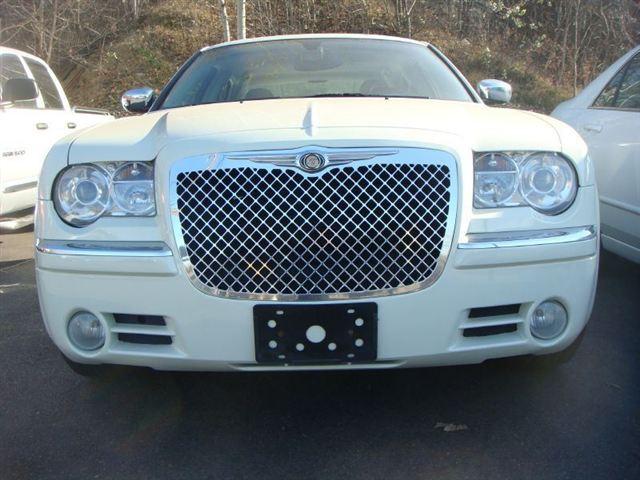 2007 Chrysler 300C 4WD Reg Cab 140.5 SLT