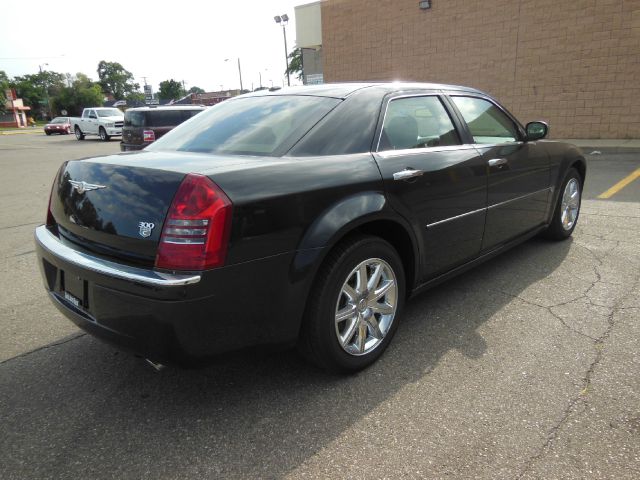 2007 Chrysler 300C Regular Cab